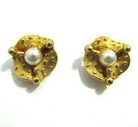 Distinctive Vintage 1950s Mid-Century Gold and Pearl Clip-On Earrings - Front - Thumbnail