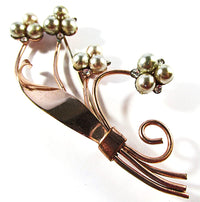 Vintage 1940s Pearl and Rhinestone Gold Floral Bouquet Pin - Front - Thumbnail