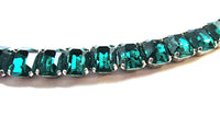 Vintage 1930s Emerald-Green Rhinestone and Silver Tone Bracelet - Close Up - Thumbnail