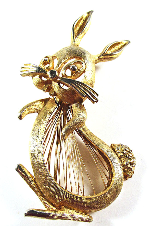 Vintage Monet 1950s Mid-Century Adorable Gold Figural Rabbit Pin - Front