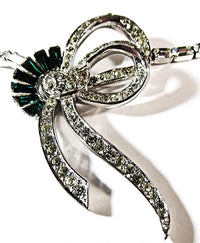 Mazer Bros. Vintage 1950s Clear and Emerald Rhinestone Ribbon Necklace - Close Up - Thumbnail