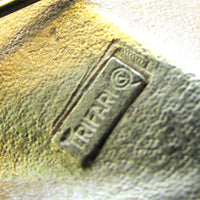 Crown Trifari 1960s Vintage Designer Engraved Leaf Pin - Trifari Mark - Thumbnail