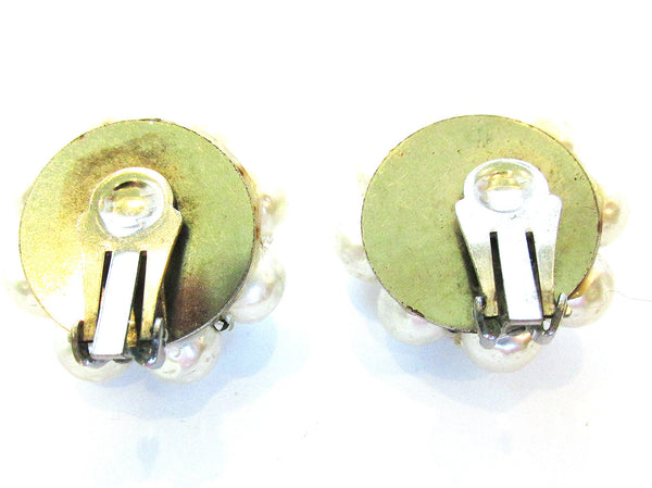 Distinctive Contemporary Style 1970s Clip-On Peal Floral Earrings - Back