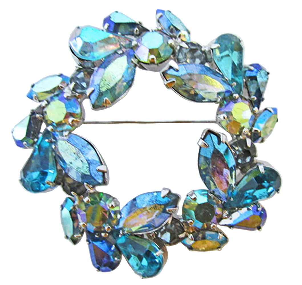 Weiss Vintage 1950s Superb Blue Rhinestone Floral Wreath Pin