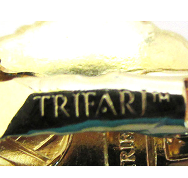 Signed Trifari 1970s Contemporary Style Diamante Earrings - Signature