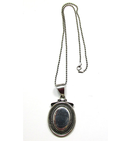 1980s Vintage Mexico Oval Sterling Silver Pendant with Chain - Front