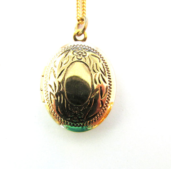 1960s Vintage Dainty Engraved Mid-Century Gold Floral Locket - Close Up
