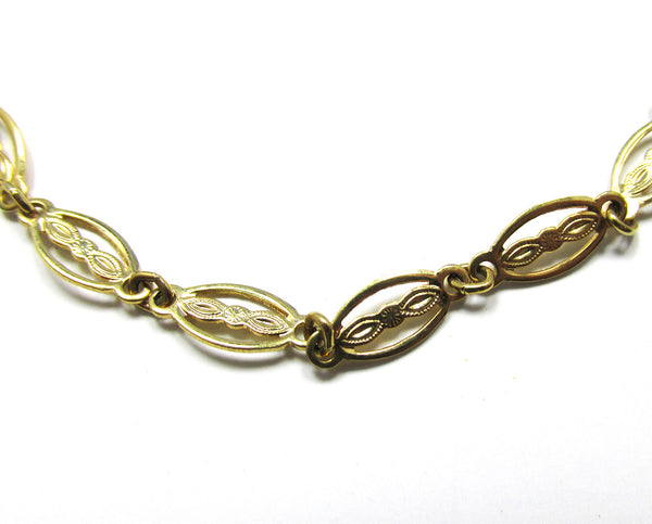 Vintage Mid-Century 1960s Exquisite Gold Chain Link Necklace - Close Up