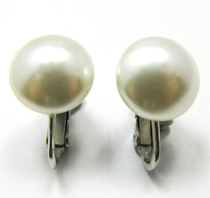 Signed Richelieu 1960s Mid-Century Pearl Cabochon Earrings - Front