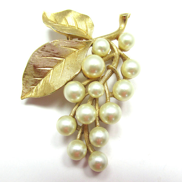 Vintage 1950s Mid-Century Signed Crown Trifari Pearl Grape Pin - Front