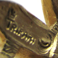 Vintage 1950s Signed Crown Trifari Designer Gold Leaf Pin - Sigature - Thumbnail