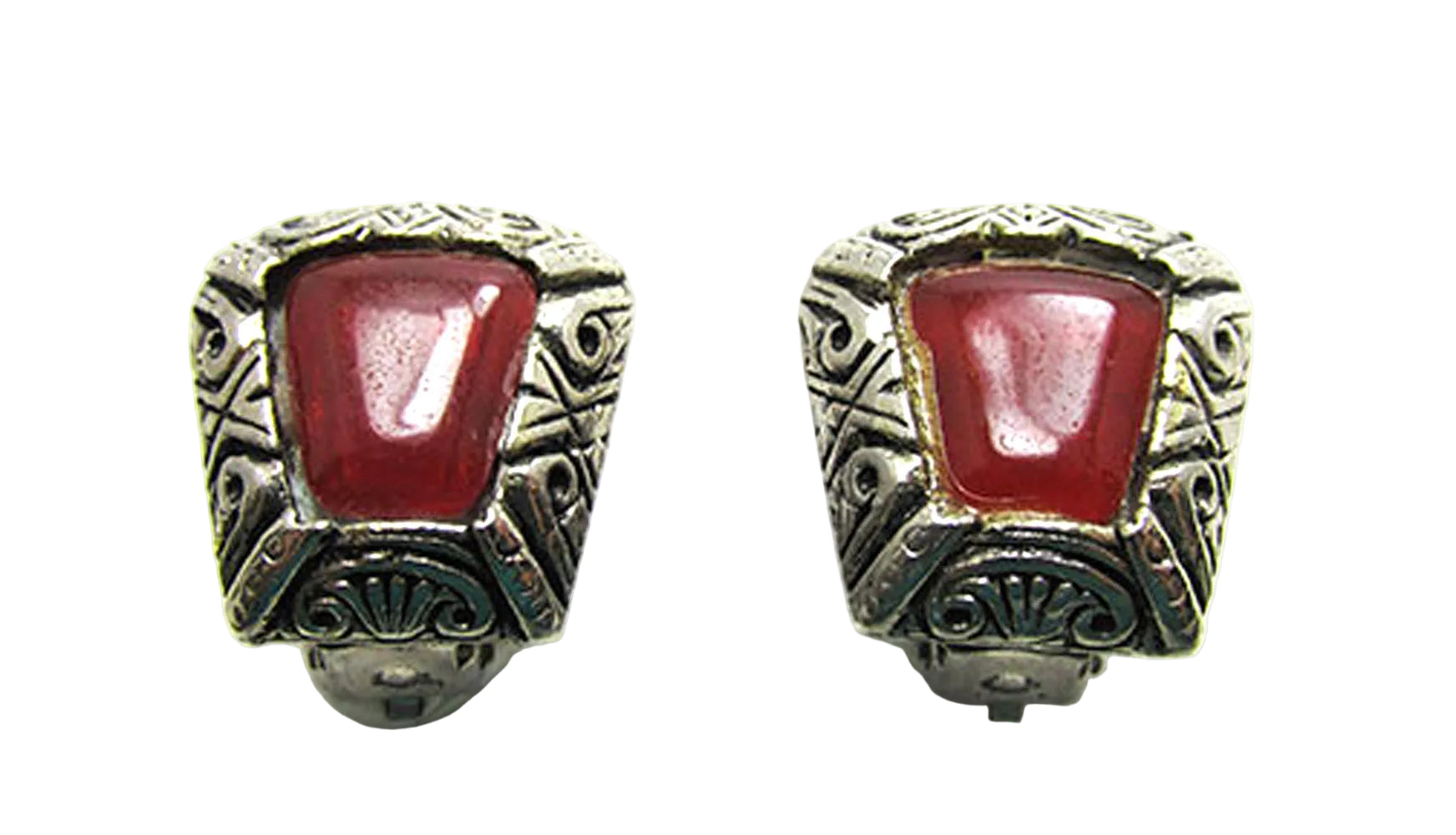 Vintage 1950s Carnelian Etched Geometric Clip-On Earrings - Front