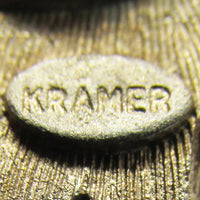 Signed Kramer Avant-Garde Vintage 1950s Mid-Century Gold Pin - Signature - Thumbnail