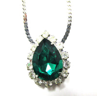 Lovely 1960s Vintage Emerald-Green and Clear Diamante Necklace - Front Close Up - Thumbnail