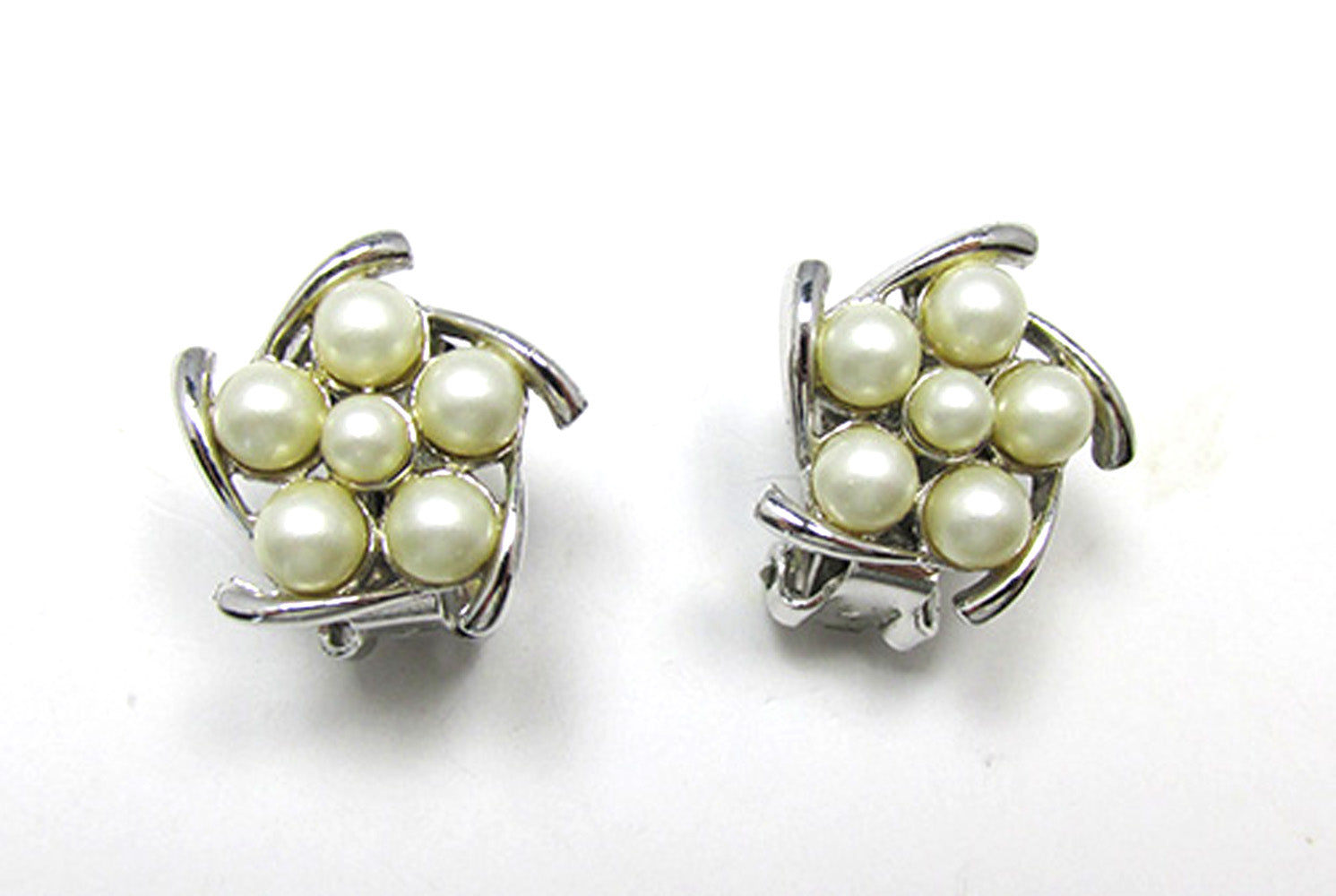 Signed Bogoff Vintage 1950s Mid-Century Designer Pearl Floral Earrings - Front