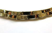 Napier Vintage 1980s Retro Contemporary Style Gold Link Necklace - Close Up - Thumbnail