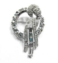 Weiss Signed Vintage 1950s Collectible Clear Rhinestone Circle Pin - Front - Thumbnail