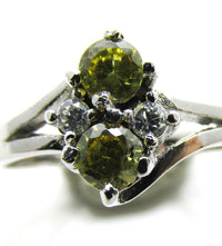 Vintage 1980s Contemporary Style Cubic Zirconia Fashion Ring