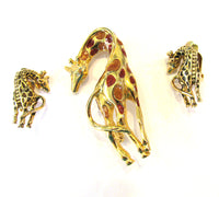 Adorable 1980s Vintage Enameled Giraffe Pin and Earrings Set - Set Front - Thumbnail