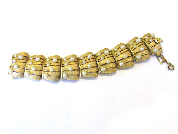 Puccini Vintage 1960s Designer Pearl Bracelet and Earrings Set - Bracelet