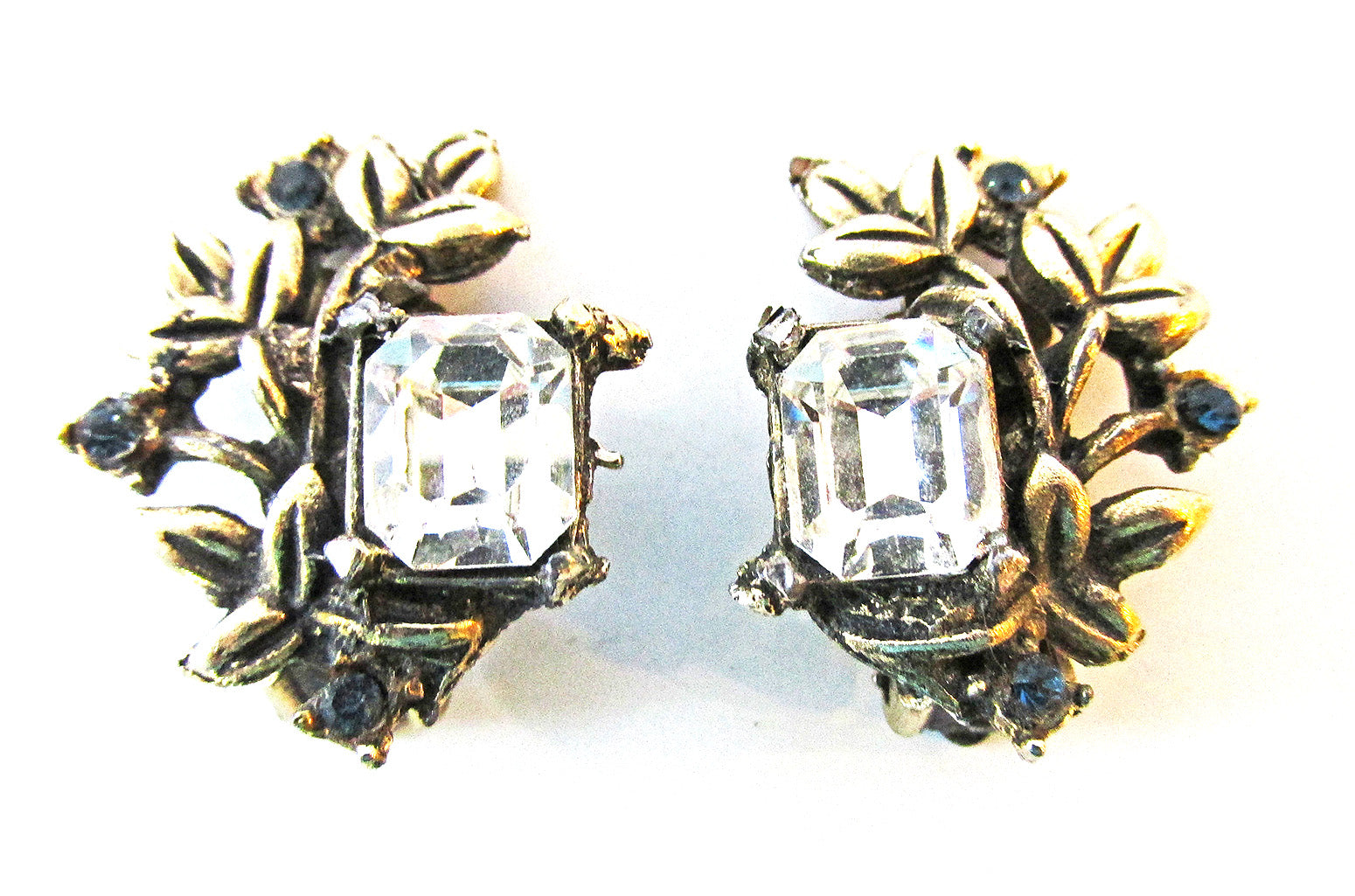 Jewelry Vintage 1950s Mid-Century Rhinestone Floral Earrings - Front
