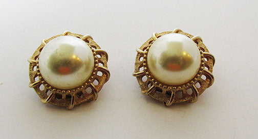 Kramer Vintage Outstanding Retro Pearl Cabochon Button Earrings