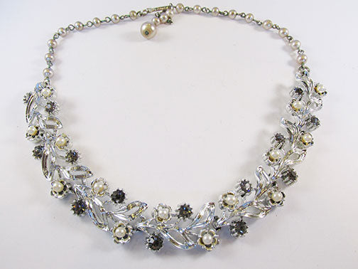 Lisner Vintage Mid Century Rhinestone and Pearl Necklace