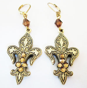 Vintage 1980s Contemporary Style Diamante Fleur-de-Lis Earrings - Front
