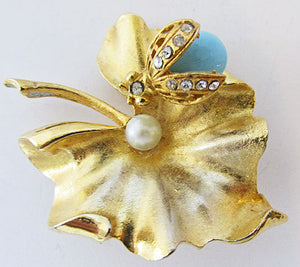 Art Vintage 1950s Mid Century Adorable Insect and Leaf Trembler Pin