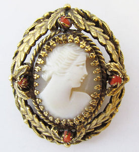 Vintage 1940s Awesome Victorian Style Oval Cameo Pin
