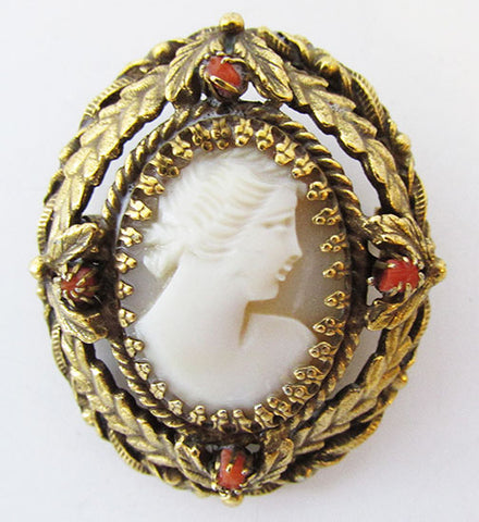 Vintage 1940s Awesome Victorian Style Oval Cameo Pin