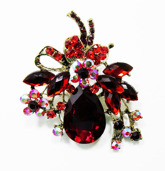 Dazzling Vintage 1970s Contemporary Style Diamante Floral Bouquet Pin - Front