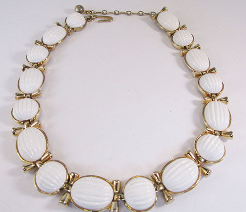 Trifari Vintage 1950s Mid Century Bold Cabochon Link Necklace