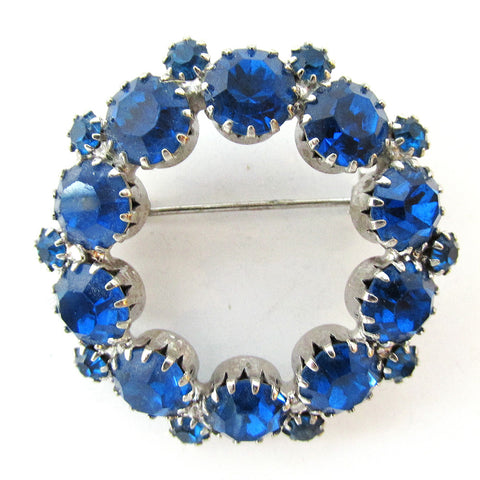 Vintage Jewelry 1950s Eye-Catching Sapphire Rhinestone Circle Pin - Front