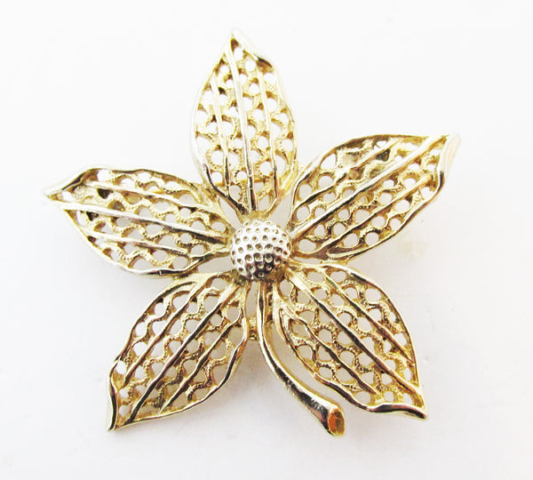 Vintage Stylish 1960s Mid-Century Gold Tone Filigree Floral Pin - Front