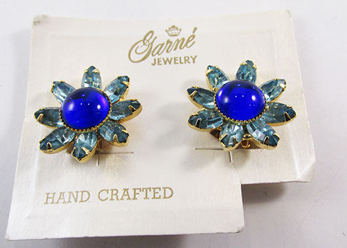 Garne Rare Vintage 1950s Flawless Mid-Century Floral Button Earrings