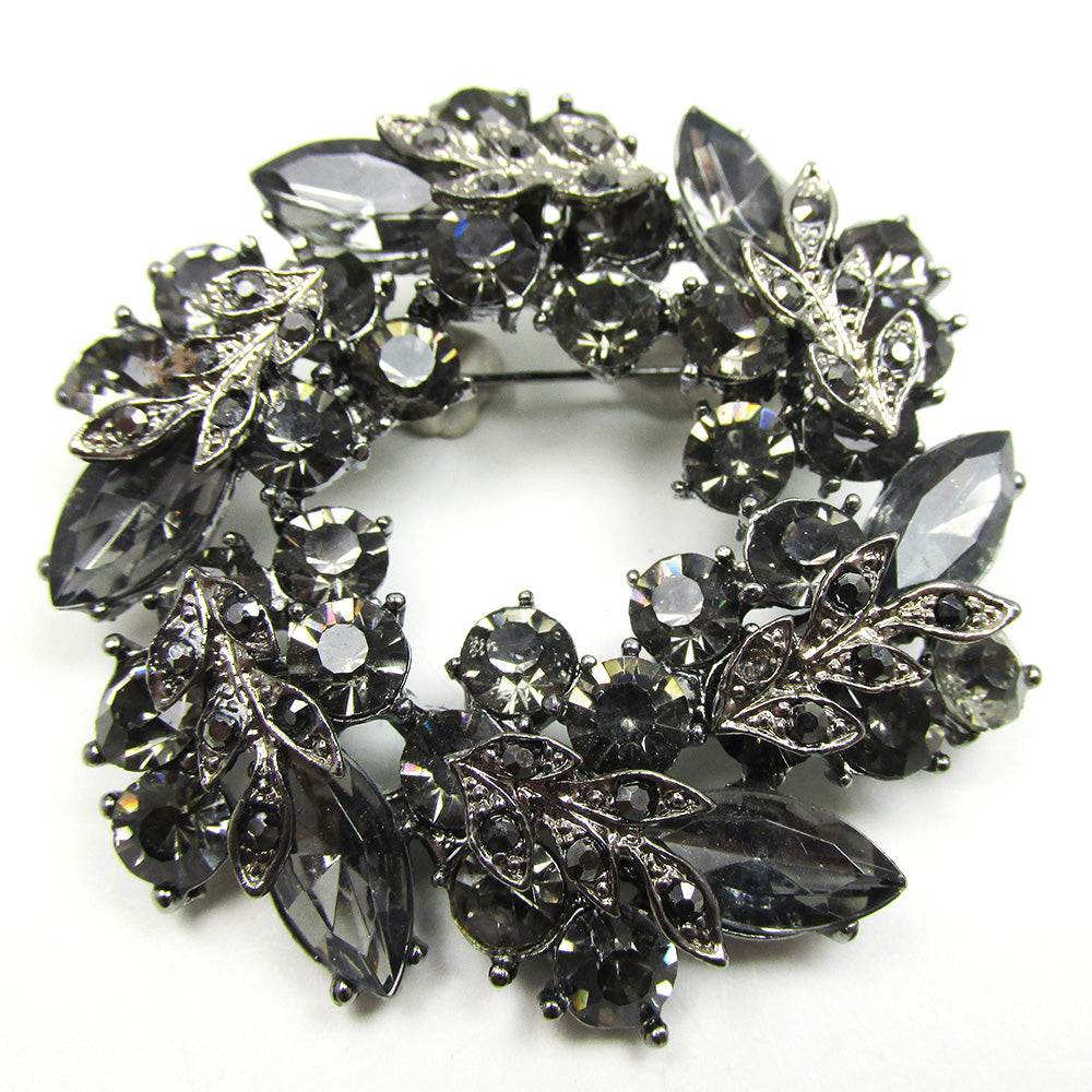 Dazzling Vintage 1970 Black Diamond Diamante Floral Wreath Pin/Pendant - Front