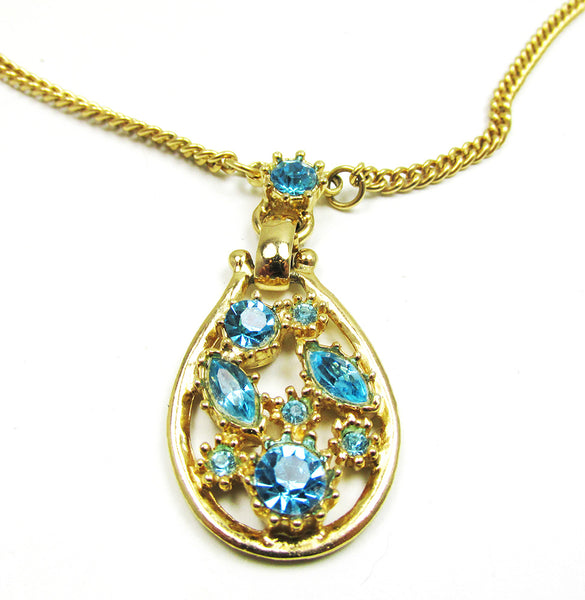 Attractive 1950s Vintage Mid-Century Aqua Diamante Pendant Necklace - Close Up