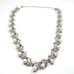 Vintage Jewelry Mid-Century Diamante and Pearl Floral Necklace - Front