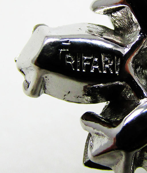Crown Trifari 1940s Exquisite Sparkling Mid-Century Diamante Pendant - Signature
