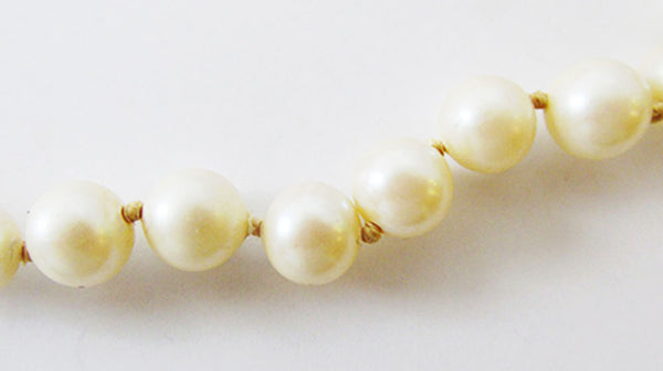 Vintage 1960s Diamante and Ivory Colored Hand Knotted Pearl Necklace - Close Up, Pearls