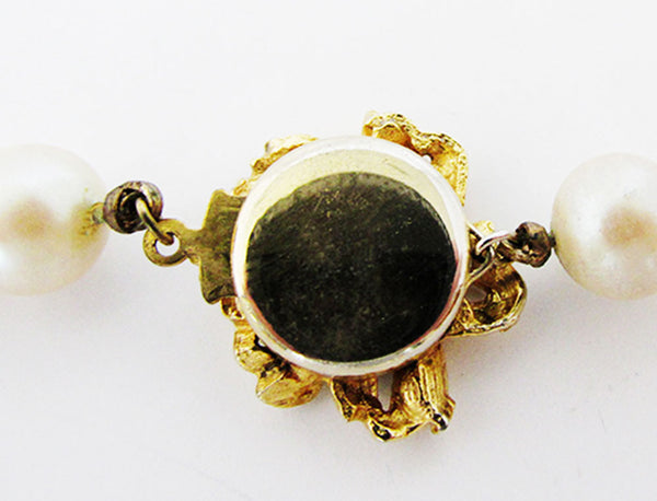 Vintage 1960s Diamante and Ivory Colored Hand Knotted Pearl Necklace - Closure, Back