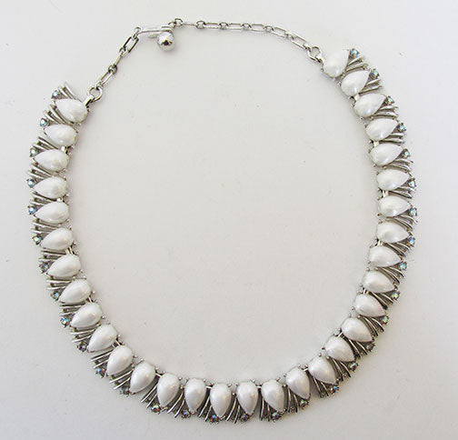 Trifari Exquisite Vintage Mid Century Pearl Link Necklace