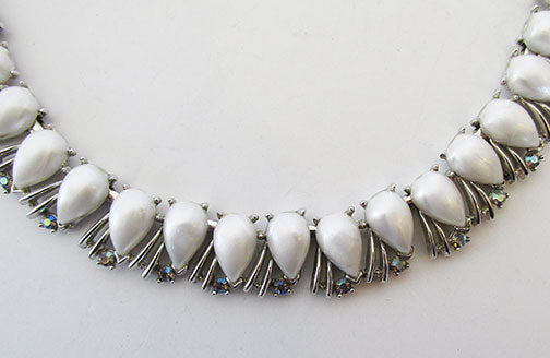 Trifari Exquisite Vintage Mid Century Pearl Link Necklace