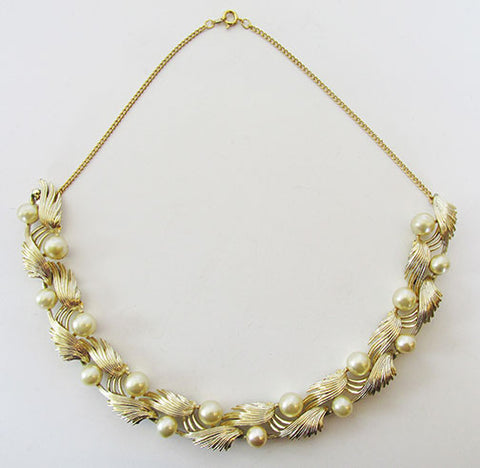 Vintage 1950s Flawless Mid Century Pearl and Gold Choker Necklace