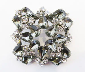 Vintage Mid-Century Attractive Clear and Black Diamond Diamante Pin - Front