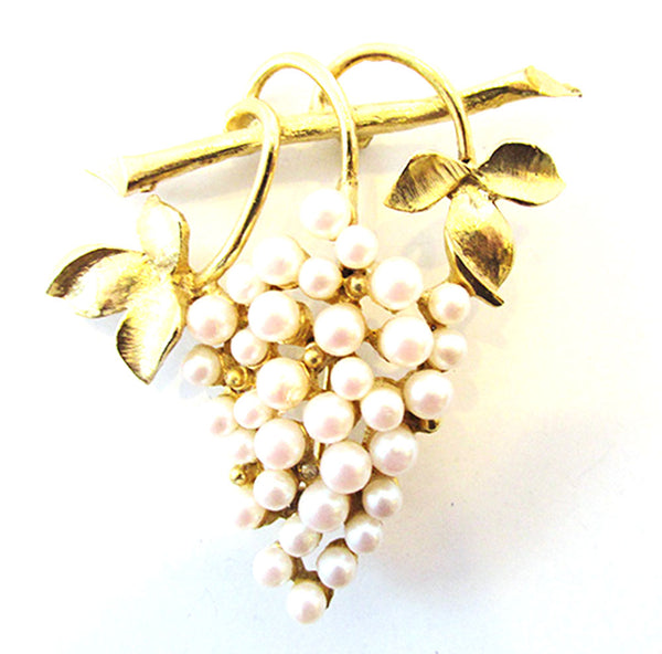 Pell 1960s Vintage Designer Jewelry Exquisite Ivory Pearl Grape Pin - Front