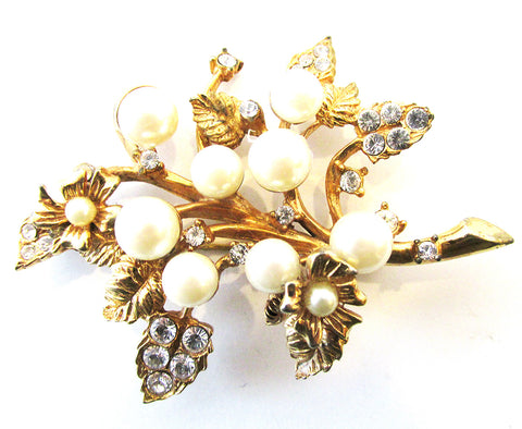 Hattie Carnegie 1950s Designer Diamante and Pearl Floral Pin - Front
