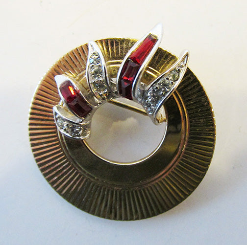 Boucher Vintage 1950s Beautiful Clear and Ruby Rhinestone Circle Pin