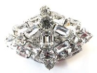 1950s Weiss Vintage Designer Jewelry Mint Two-Tier Rhinestone Pin